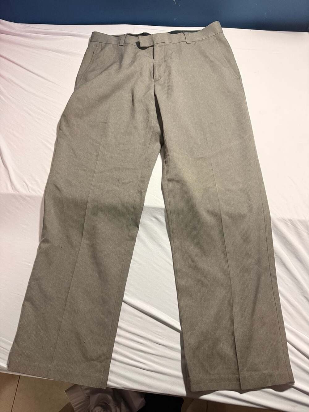 Kenneth Cole Reaction Men's 34 x 30 Grey Flat Front Dress Pants